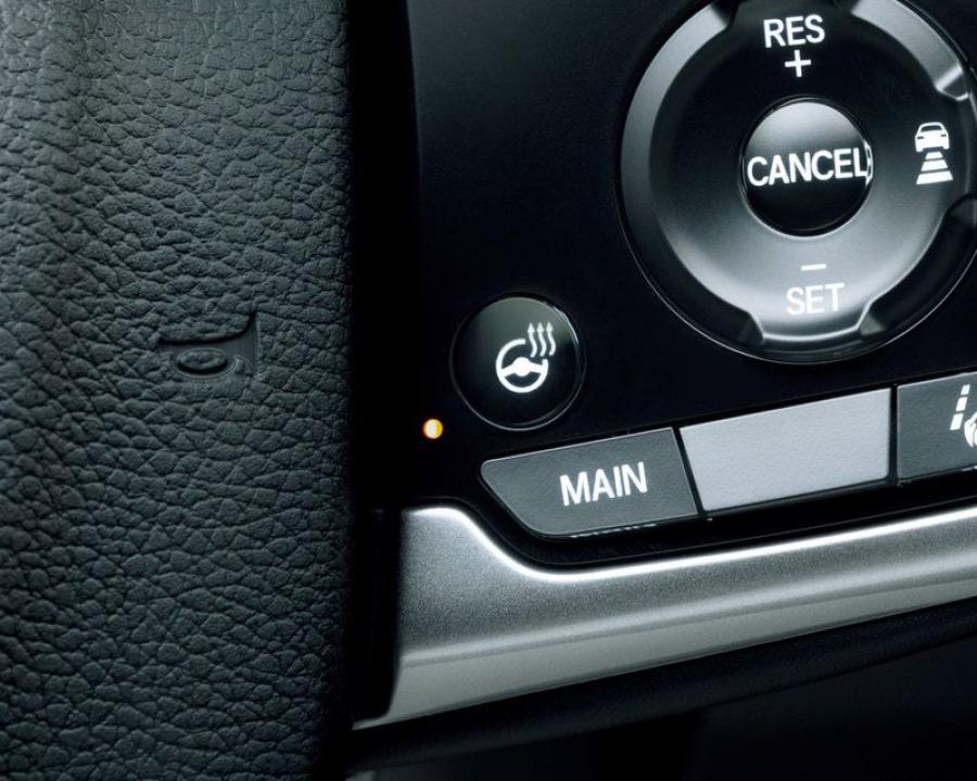 Детали интерьера Honda CR-V e:HEV Black Edition (RW) 2020 года  (JP) (фото 14 из 14)